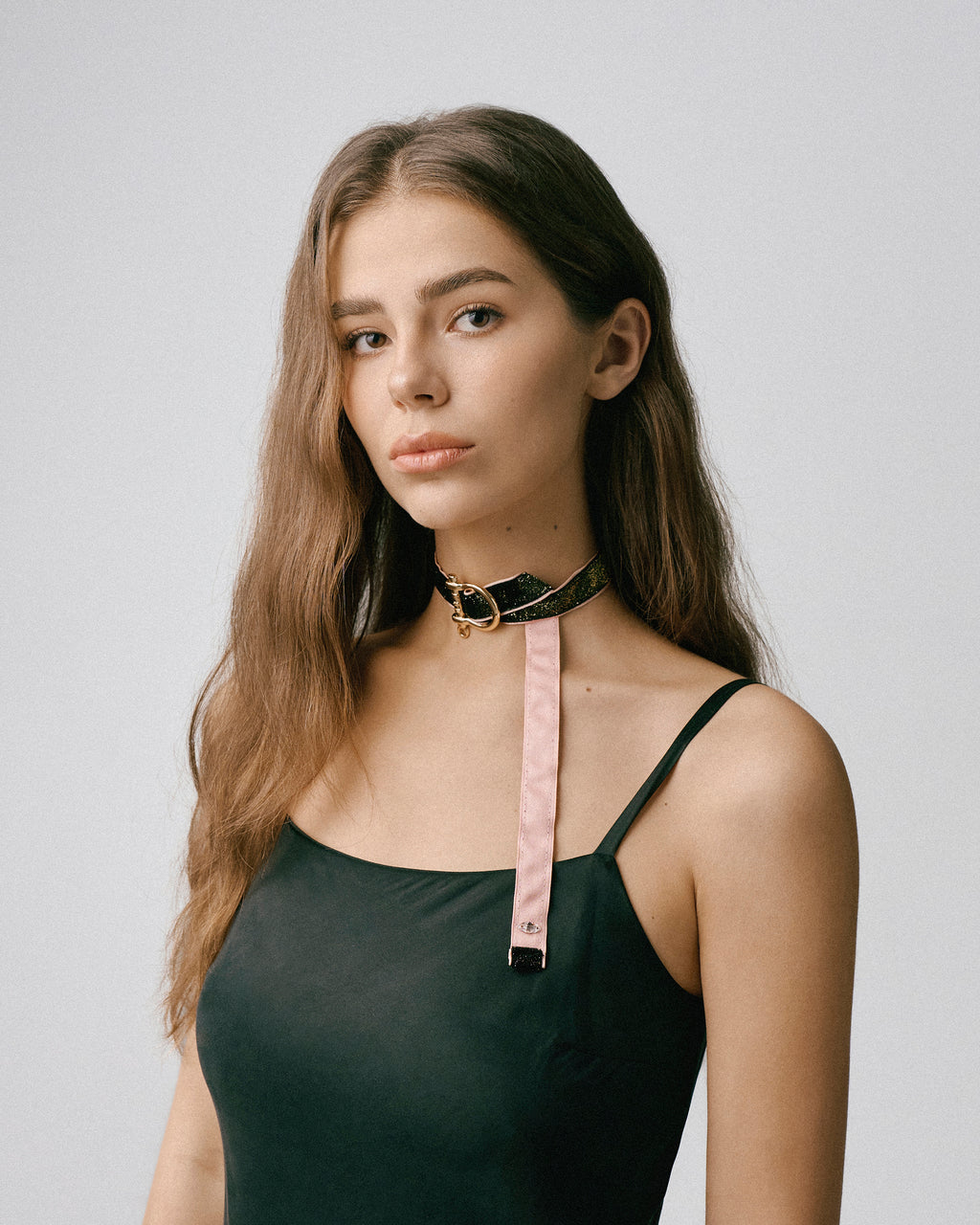MARCH&RALLY VELVET CHOKER THE GLIMMER