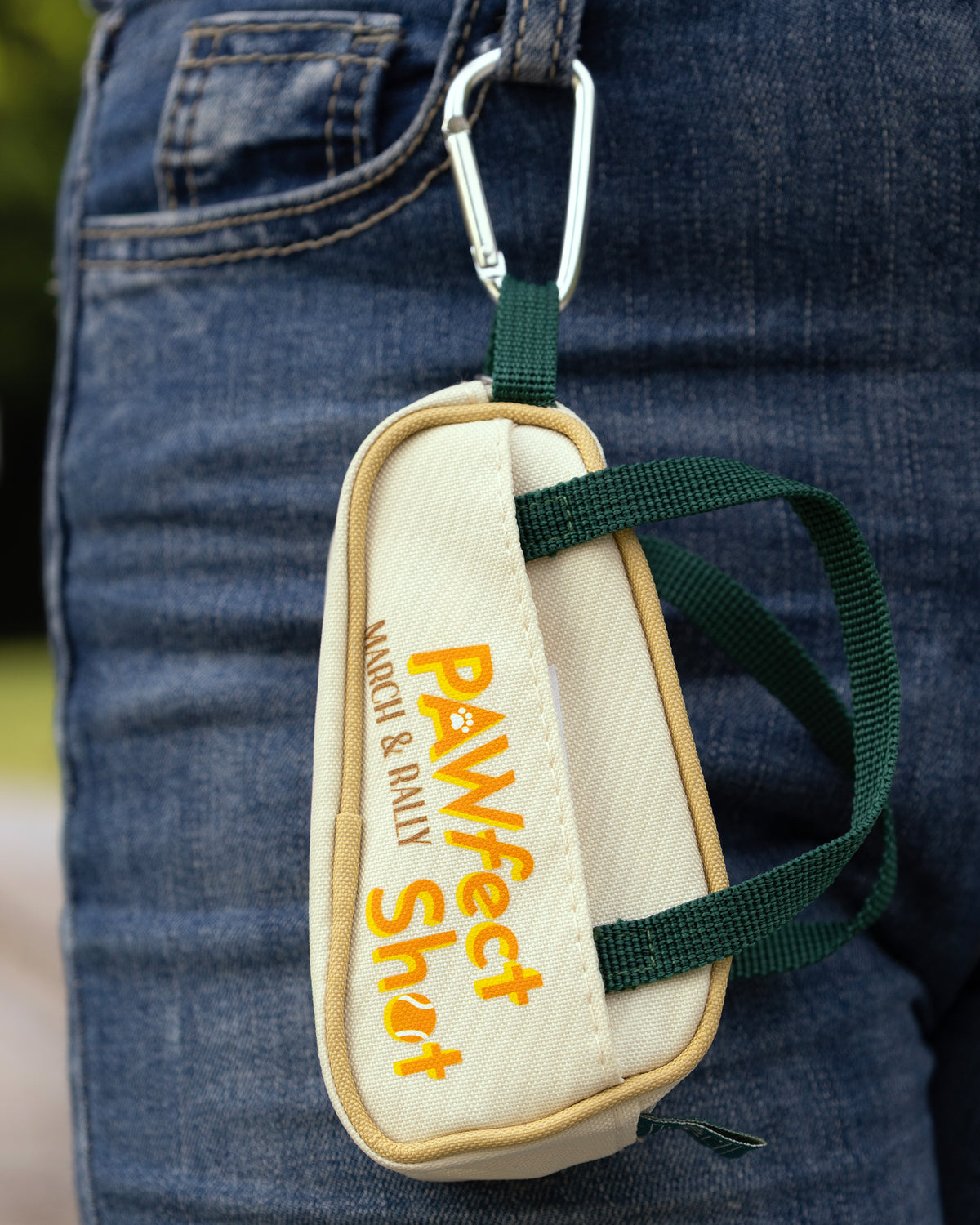 MARCH&RALLY Living DOG WALKING UTILITY POUCH PAWFECT SHOT