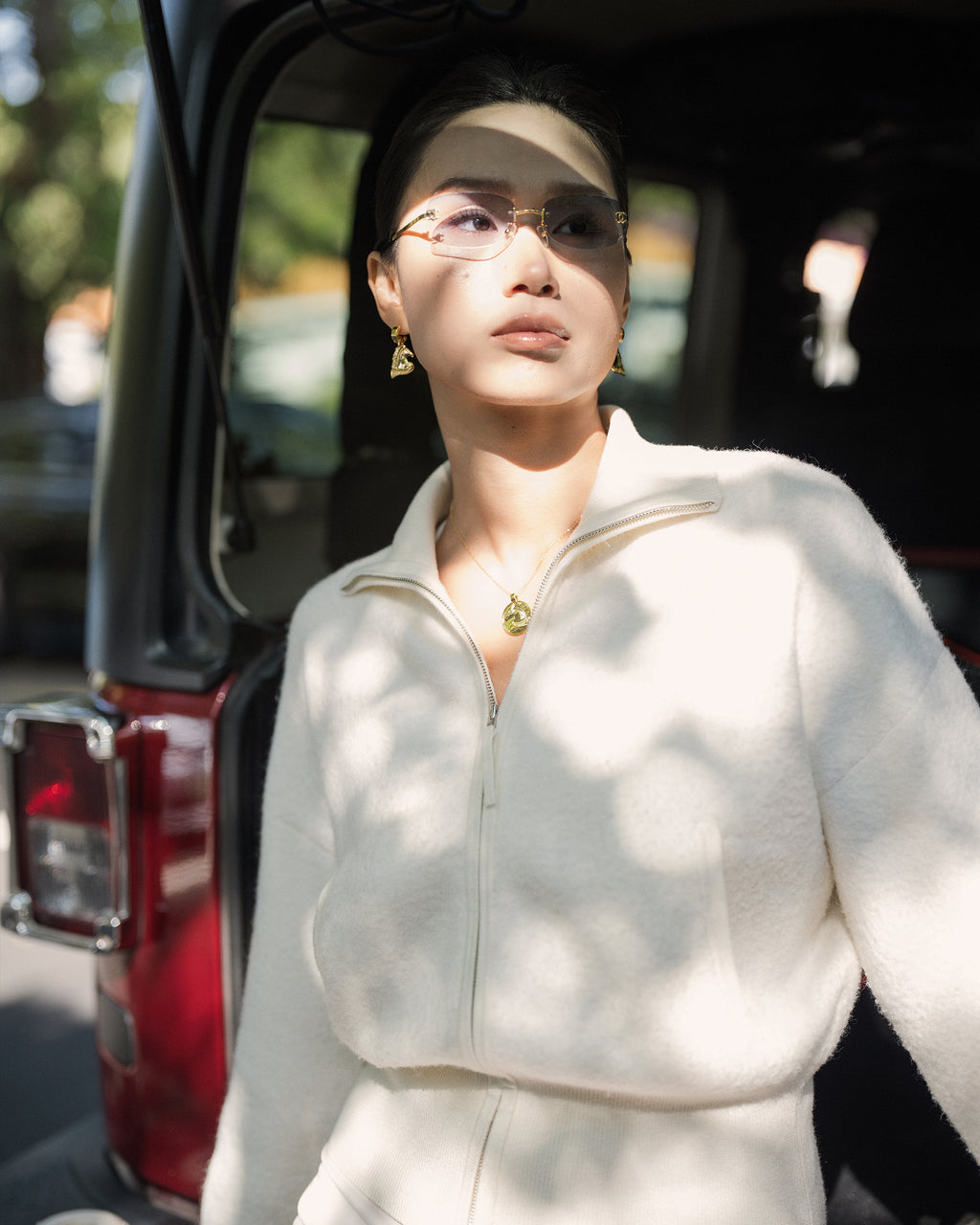 MARCH&RALLY THE CLASSIC HORSE EARRINGS RUN WITH FORTUNE